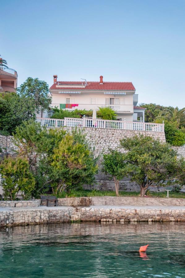 Apartments And Rooms By The Sea Supetarska Draga - Gonar, Rab - 16761 ภายนอก รูปภาพ